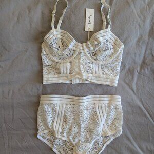 Lonely Label Agnes Bra and Brief set - NWT - 32B